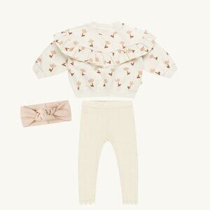 NWT - Quincy Mae tulips set
